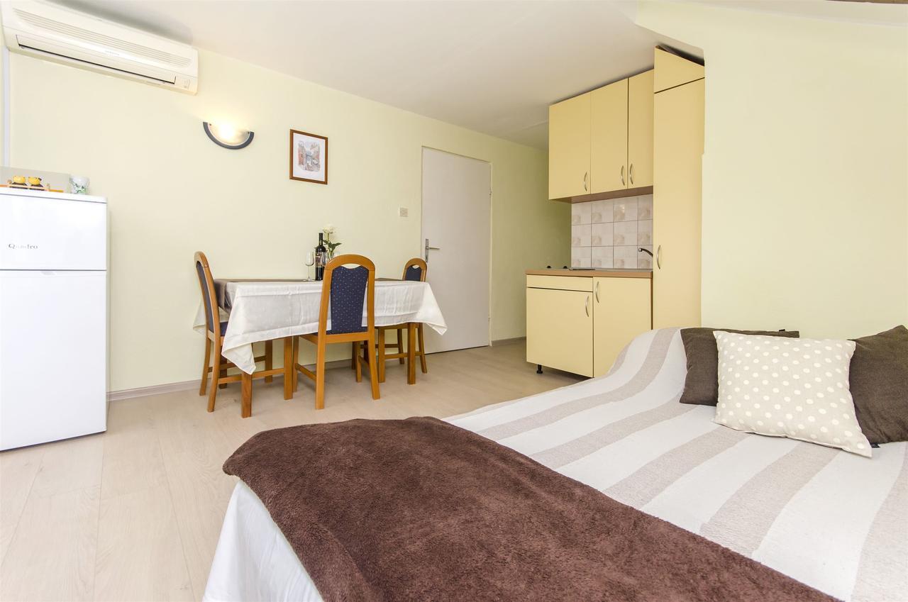 Apartments Toni Vodice Ngoại thất bức ảnh
