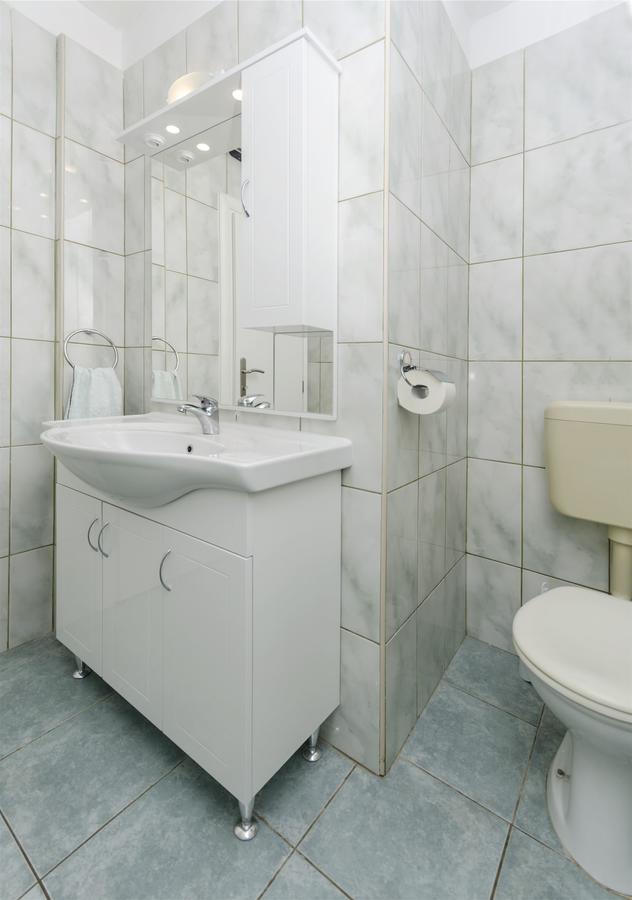Apartments Toni Vodice Ngoại thất bức ảnh