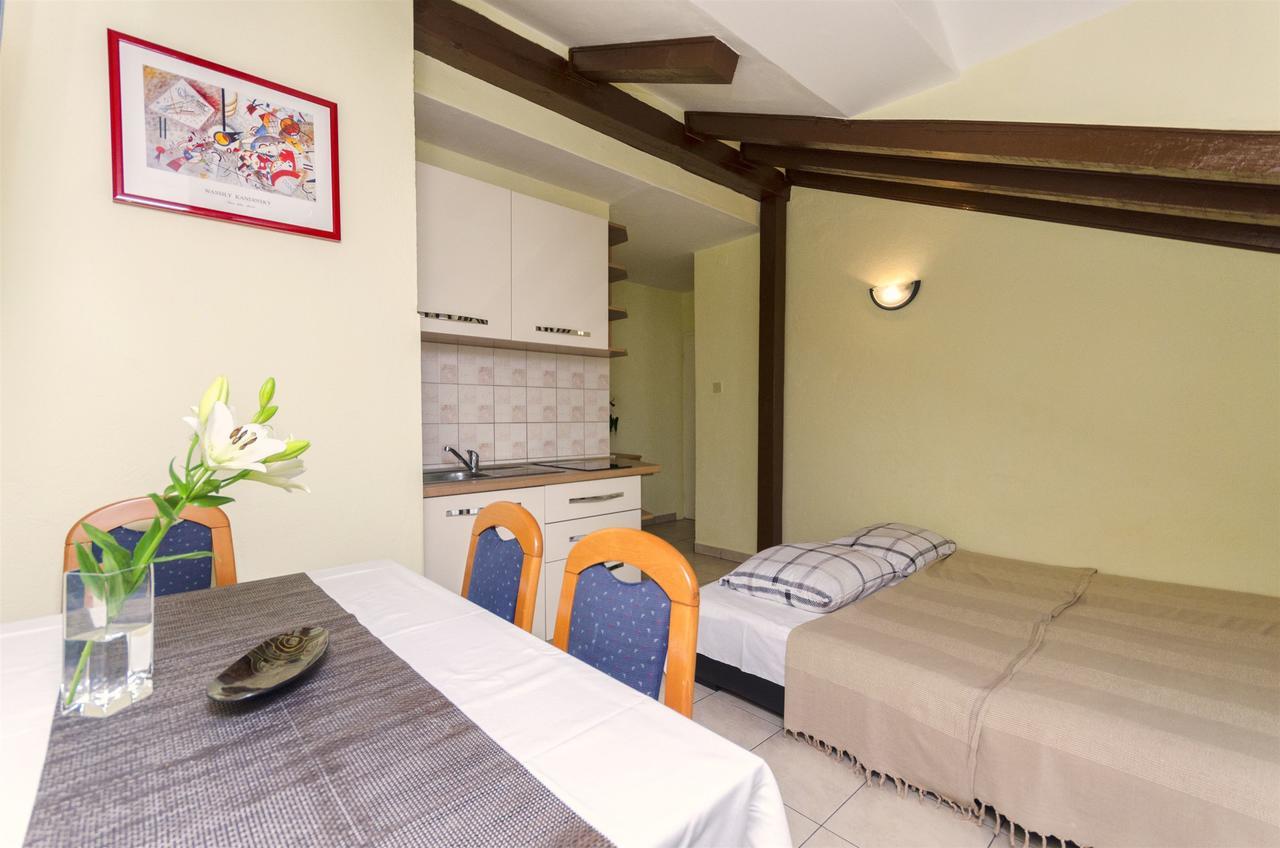Apartments Toni Vodice Ngoại thất bức ảnh
